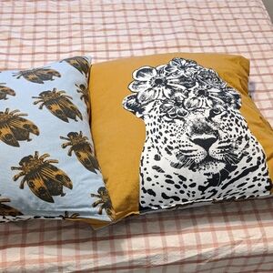 IKEA NÄBBSPINNARE Square Pillows Cheetah/Beetle INSERTS INCLUDED Zip